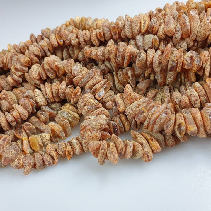 AmberLithuania - Vente Collier de perles - Collier en ambre baltique brut marron orangé avec cristal de guérison pour adulte6