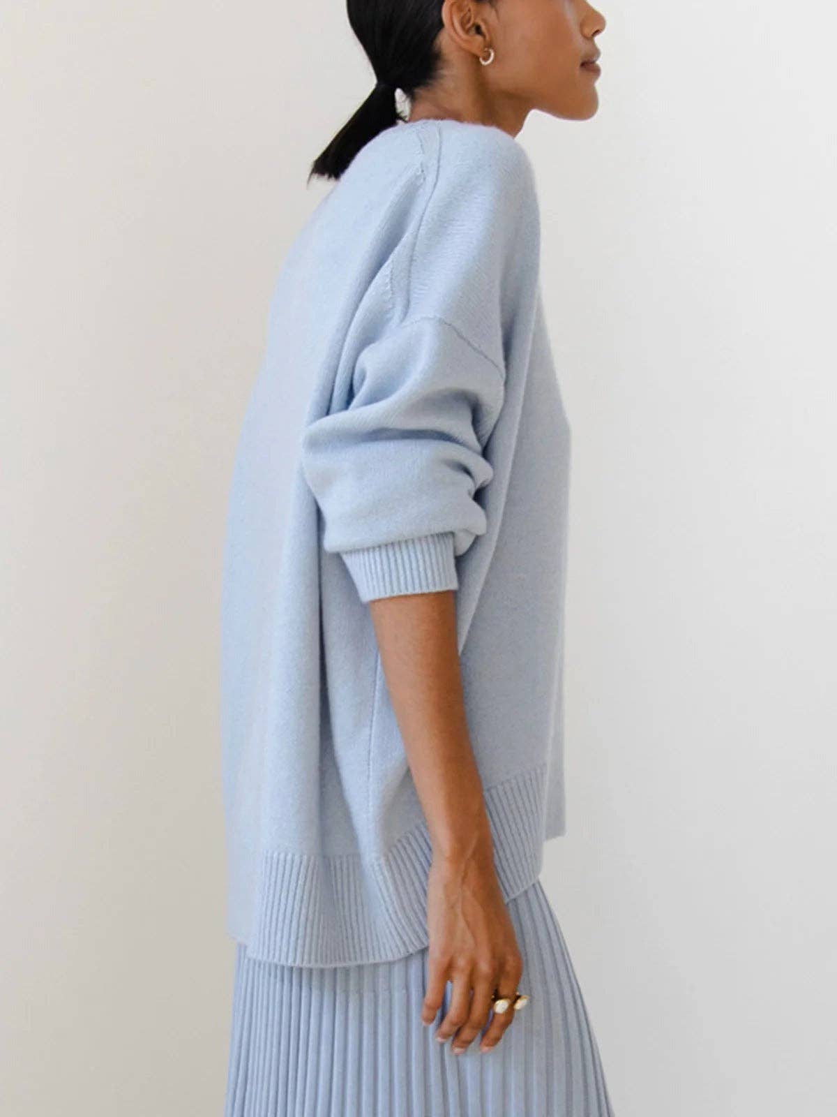 VividLux – wholesale Knitted jumper – Women′s – Candyfloss Oversized Pullover Sweater3