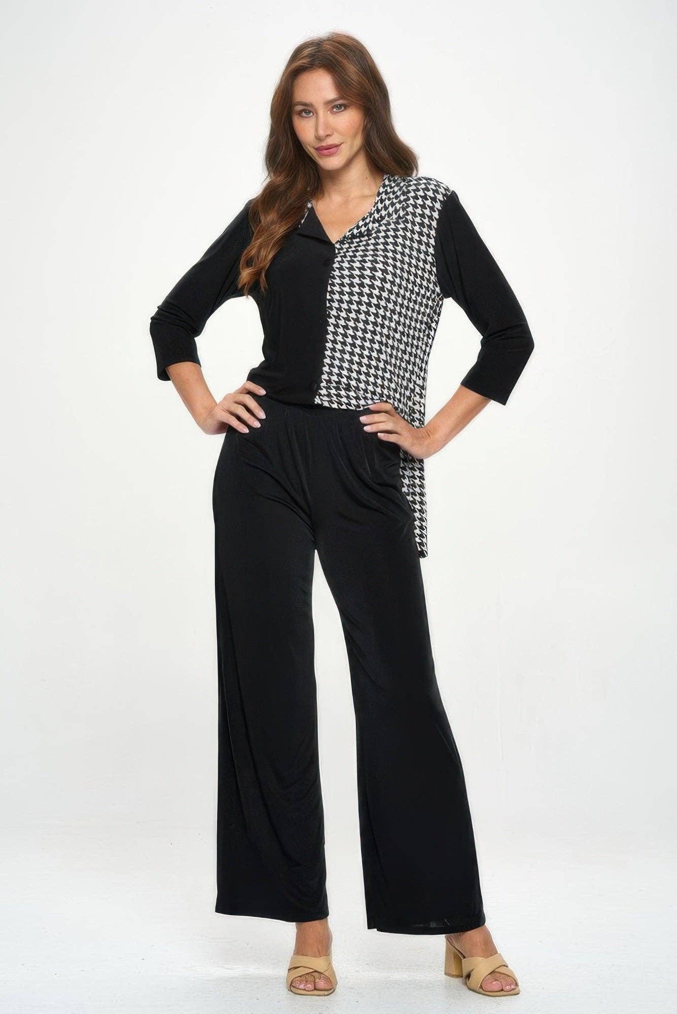 CC Wholesale Clothing – wholesale Tunic – Women’s – Hit Contrast Button 3/4 Sleeve Top3