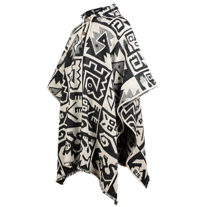 ECUALAMA - Wholesale Poncho - Unisex - Chiriaco - Llama Wool Unisex South American Handwoven Thick Hooded Poncho - Aztec animal pattern - black-white