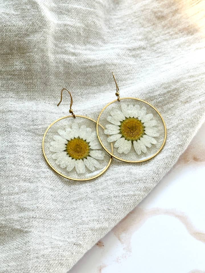 Pressed Flower Jewelry | Minimalist Jewelry | Brass Jewelry for wholesale by Little Leavez