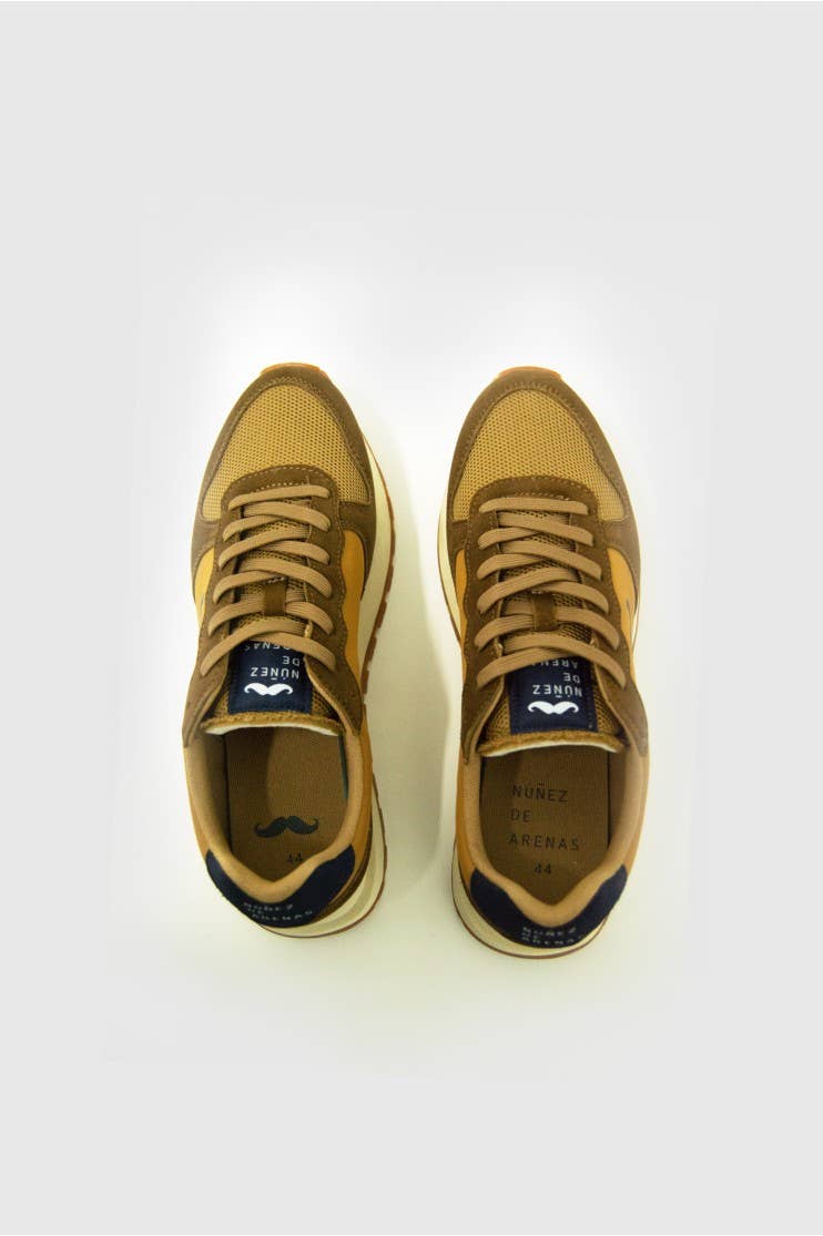 Tostado Zapatilla Deportiva Tejidos Combinados tostado modelo Orion  de venta al por mayor en Faire3