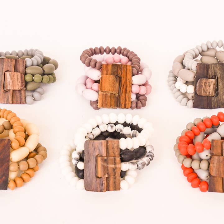 Bali Queen - Wholesale Beaded Bracelet - Resin Big Buck Bracelet