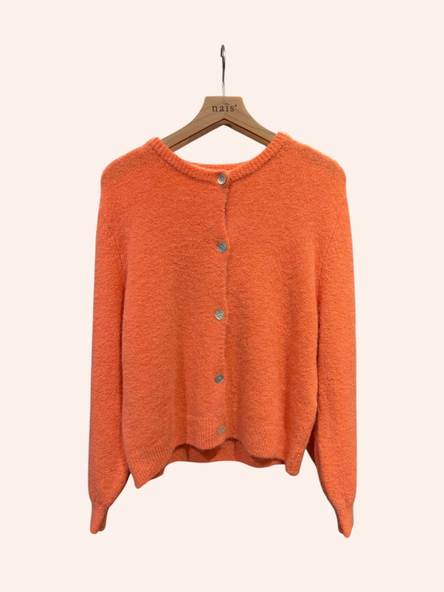 NAÏS PARIS - Wholesale Cardigan - Women's - SUPER FINE ALPACA SHORT BUTTON CREW NECK CARDIGAN42