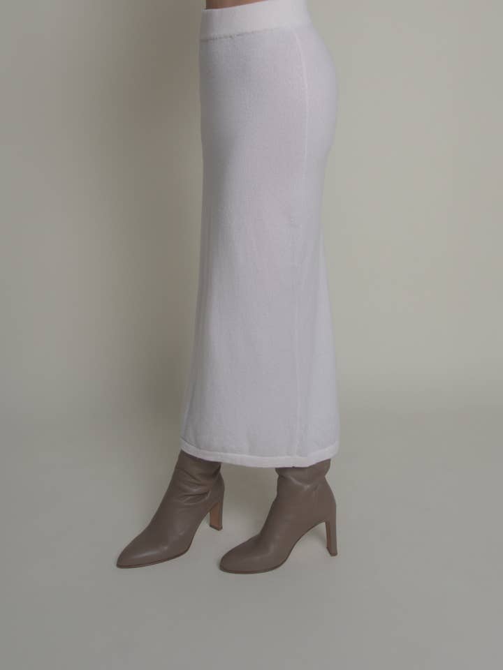 Kaschmir-Bleistiftrock für den Großhandel von Fiora Muse