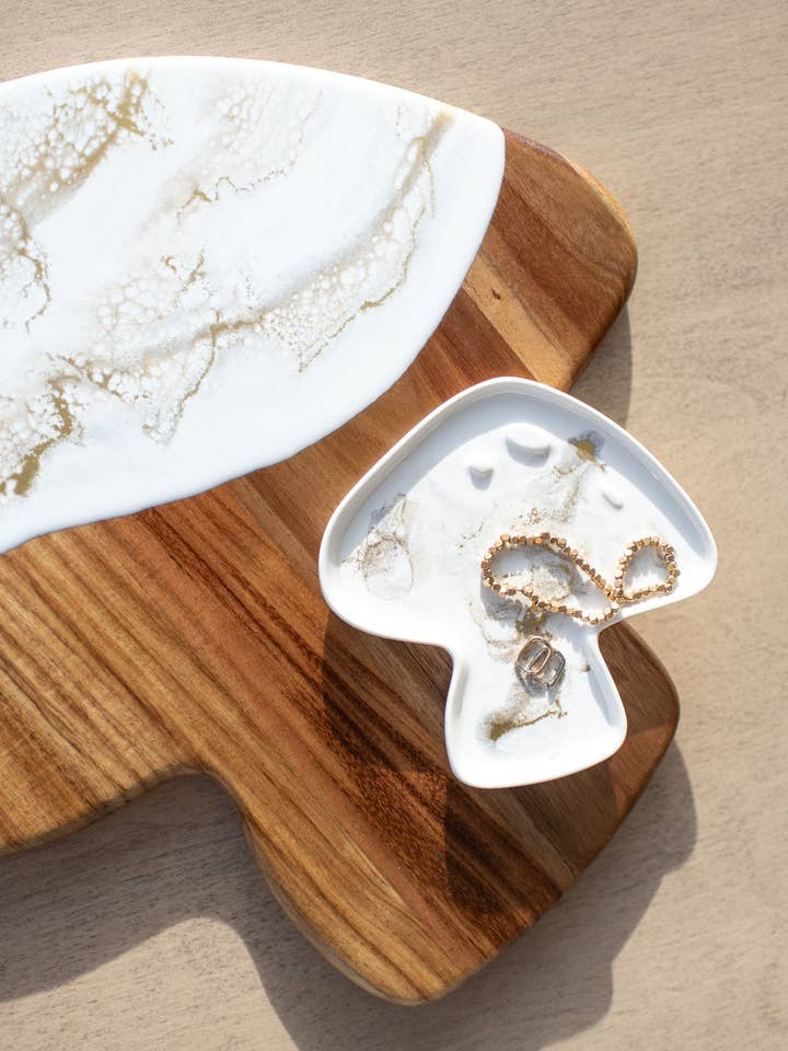 ¡NUEVO! Bandeja de cerámica con forma de hongo (SIN ARANCELES) para venta al por mayor de Lynn & Liana Designs