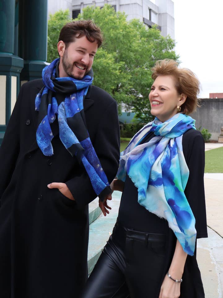 Lenço de seda de caxemira “Ode a um pássaro canoro” por atacado de Lady Barbara Pinson Artist