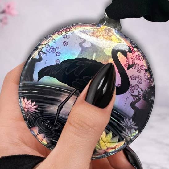 Schwarzer Flamingo-Ornament – Gotische tropische Dekoration für gruselige Weihnachten oder ganzjährige Präsentation für den Großhandel von Gothic Garage