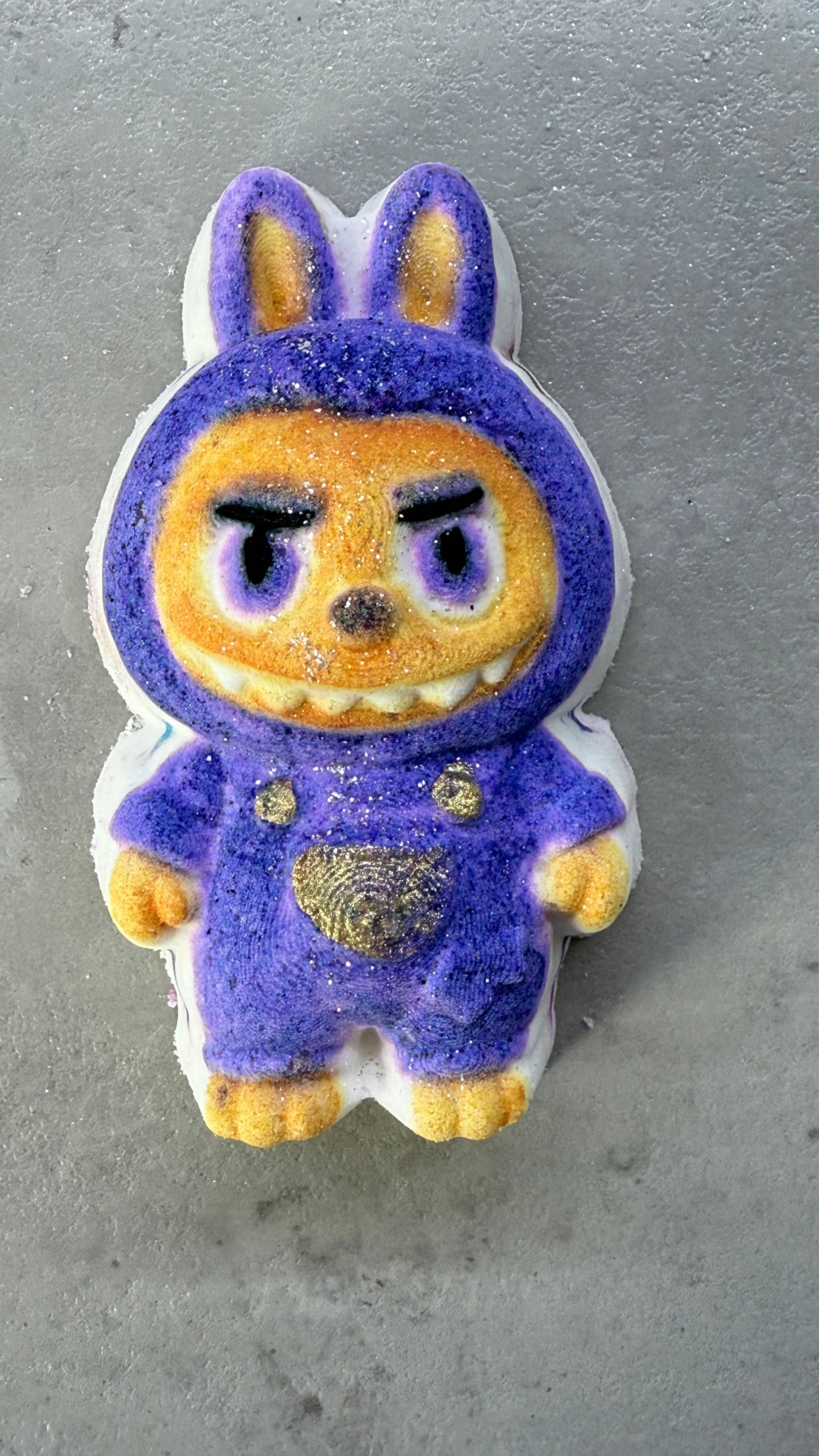 Unique creations soap company - Vente Bombe de bain/poudre effervescente pour le bain - Bombe de bain Lapin en colère1