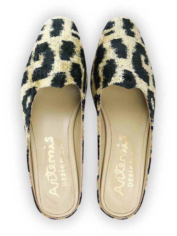 Clementine fluwelen muiltjes voor dames voor wholesale door Artemis Design Co.