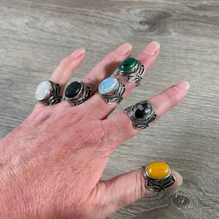 Keystone Crystals - Wholesale Cocktail/statement ring - Assorted Gemstone Rings in Pot Metal – Mixed Sizes5
