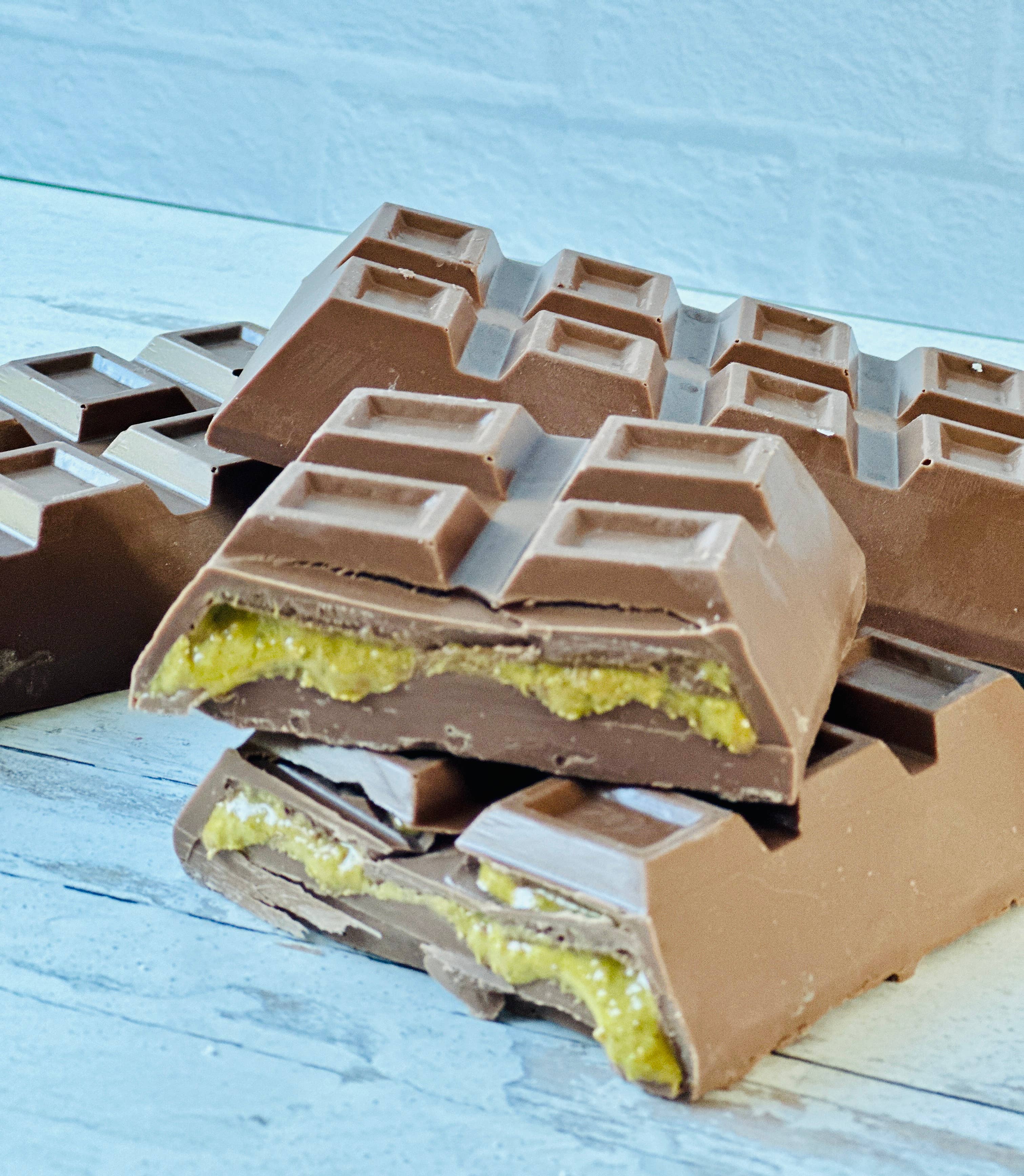 Chocolates Unlimited by Denise - Wholesale Chocolate Bar - Dubai Candy Bar, Dubai Chocolate Bar (275G)