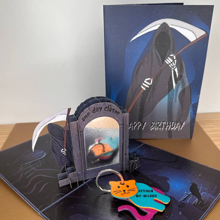 Card Foolery – wholesale Födelsedagskort – En dag närmare 3D pop-up födelsedagskort med mörk humor2