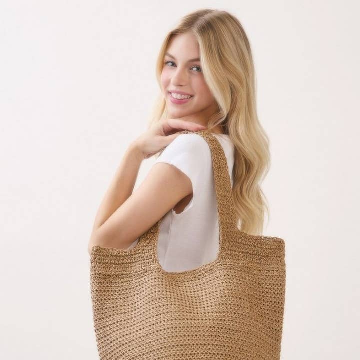 CC Wholesale Clothing - Wholesale Tote Bag - Women's - Round Bottom Handmade Strap Woven Straw Tote Bag11