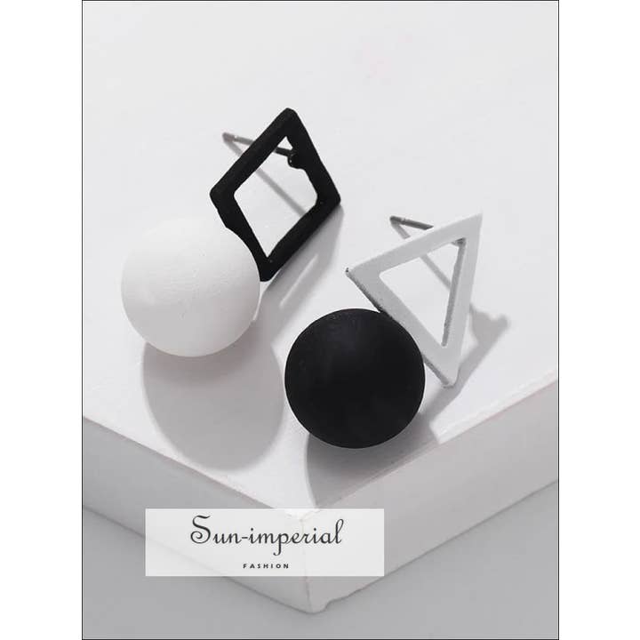 Sun Imperial - Wholesale Dangle Earrings - Korean Black White Triangle Square Pentagram Earrings6