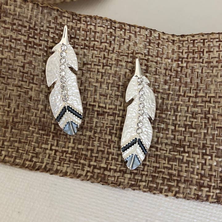 Carol Young Silver - Wholesale Dangle Earrings - Eagle Feather Earrings, Petite / Post on CARD