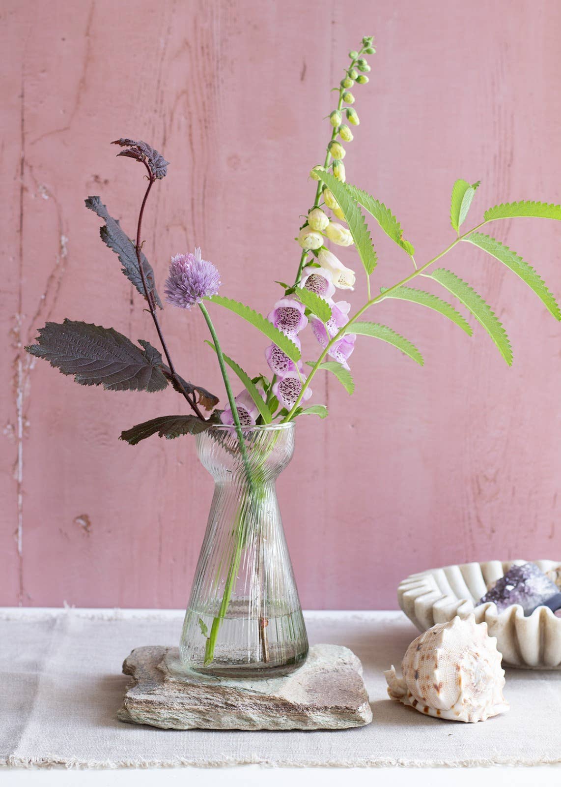 De Weldaad Authentic Interior - Wholesale Decorating Tool - Hyacinth vase ribbed glass WEL226