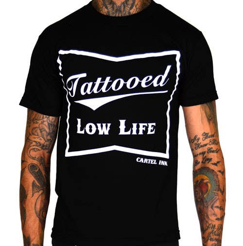 Zwart wit Getatoeëerd Low Life T-shirt met grafische print voor heren voor groothandel op Faire1