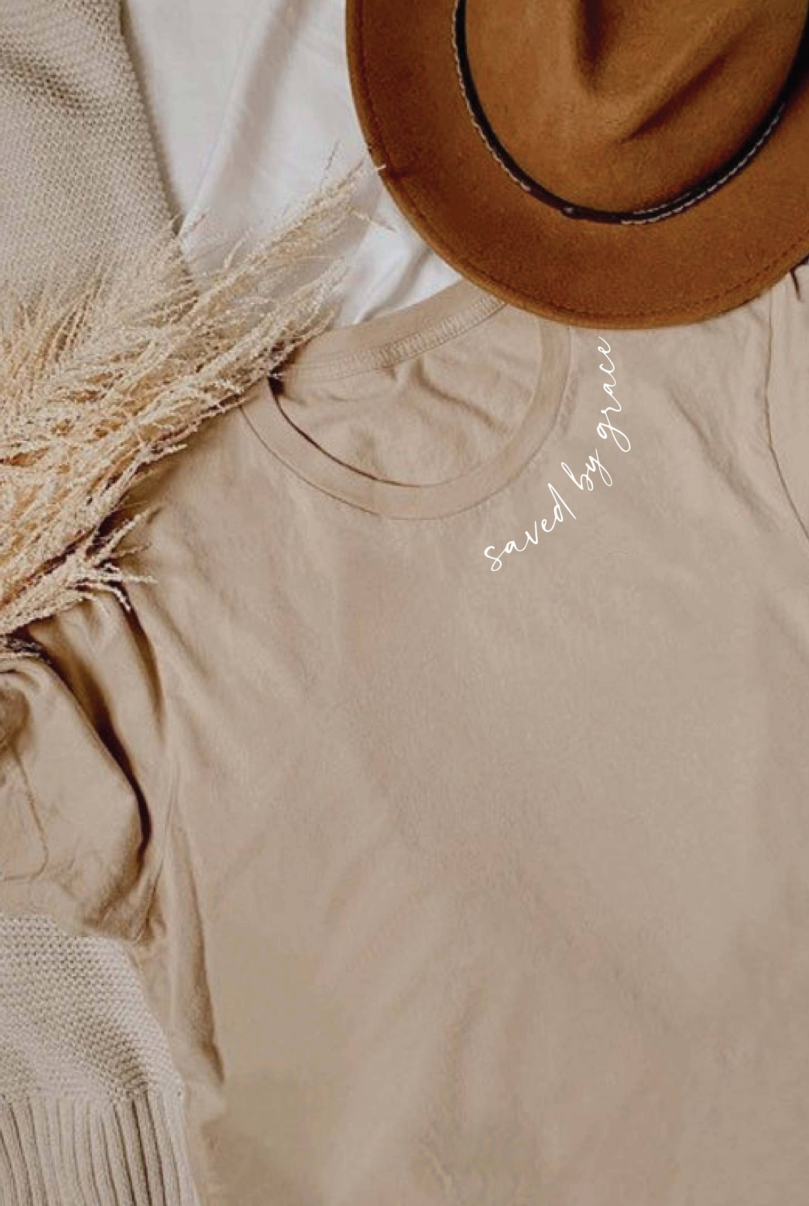 OAT COLLECTIVE - Vente T-shirt sérigraphié – femme - T-shirt graphique SAVED BY GRACE3