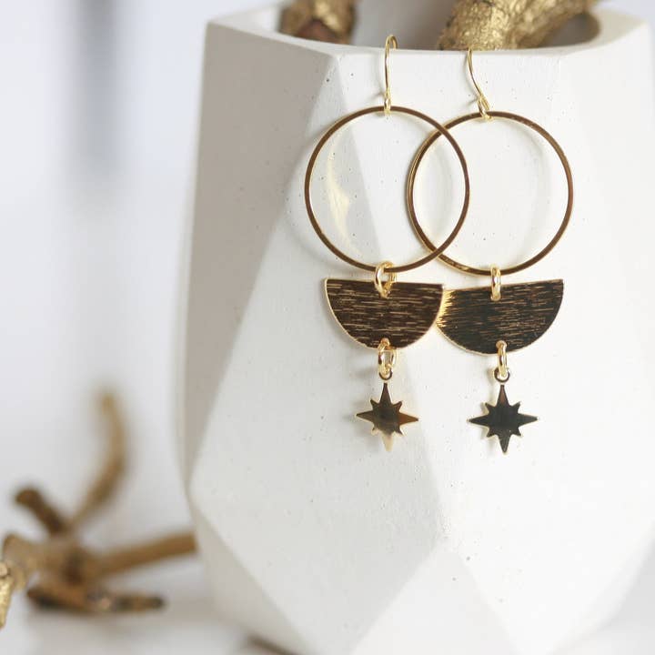 Hemelse Noorderster Oorbellen | Statement voor wholesale door Kaiko Studio