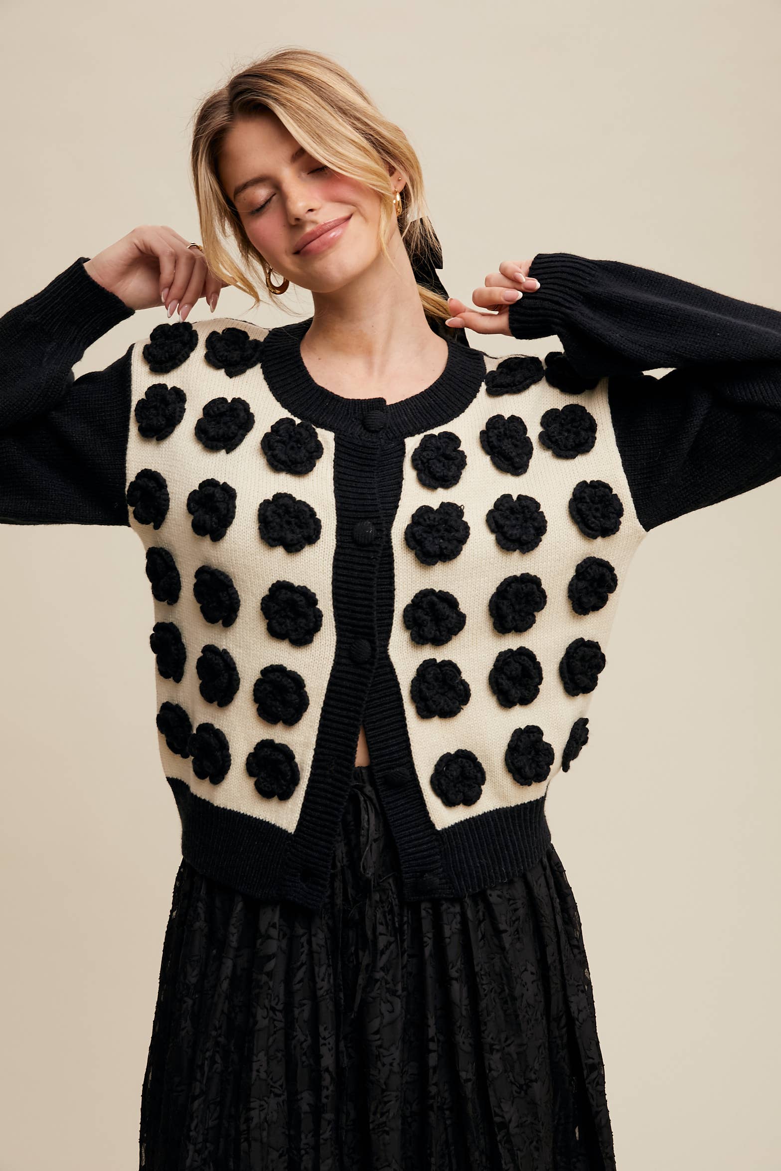 Listicle - Wholesale Cardigan - Women's - Handmade Rose Applique Knit Cardigan21