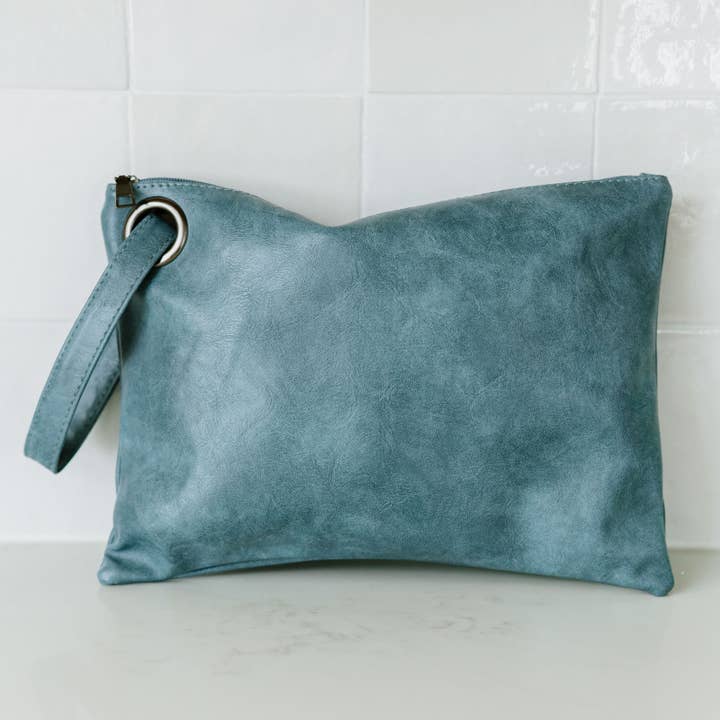 modern and chic - Wholesale Clutch Bag - Women's - Alexa Oversized Travel Clutch5