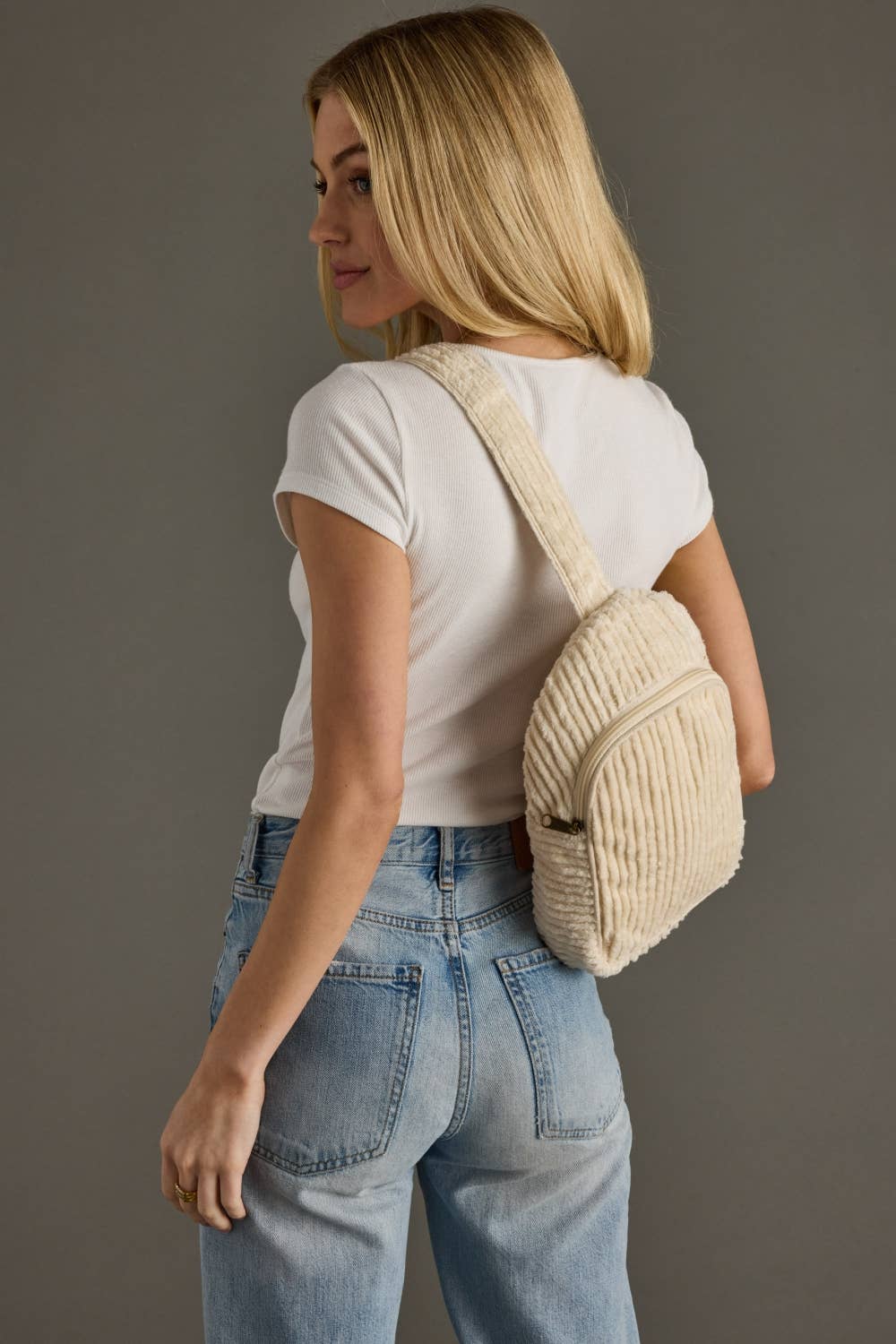 Panache Apparel Co. - Vente Sac à bandoulière – femme - Sac bandoulière en velours côtelé crème2