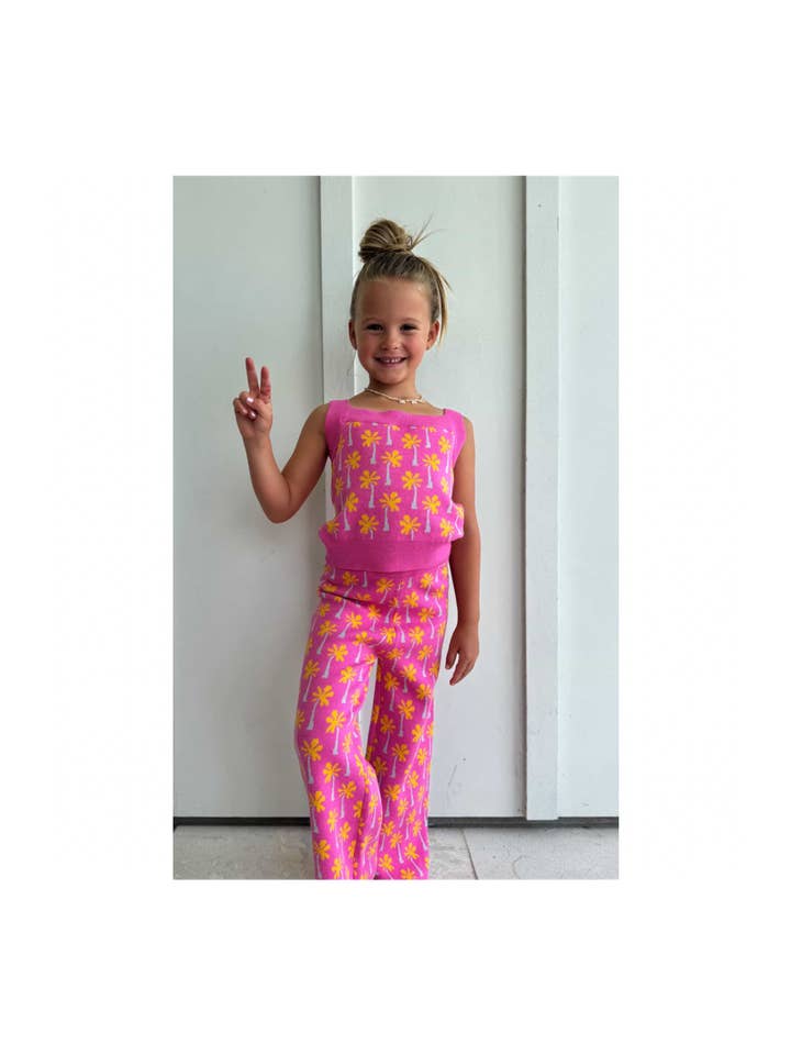 Conjunto de Malha com Estampa de Palmeira Rosa: Top e Calças por atacado de Three Wildflower Designs