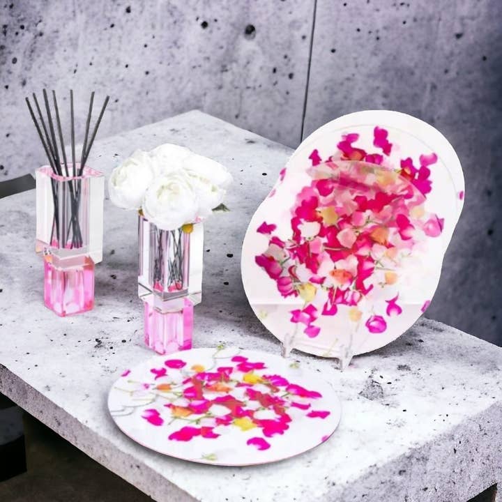 VIVIENCE - Wholesale Vase - Crystal Square Vase with Colored Base