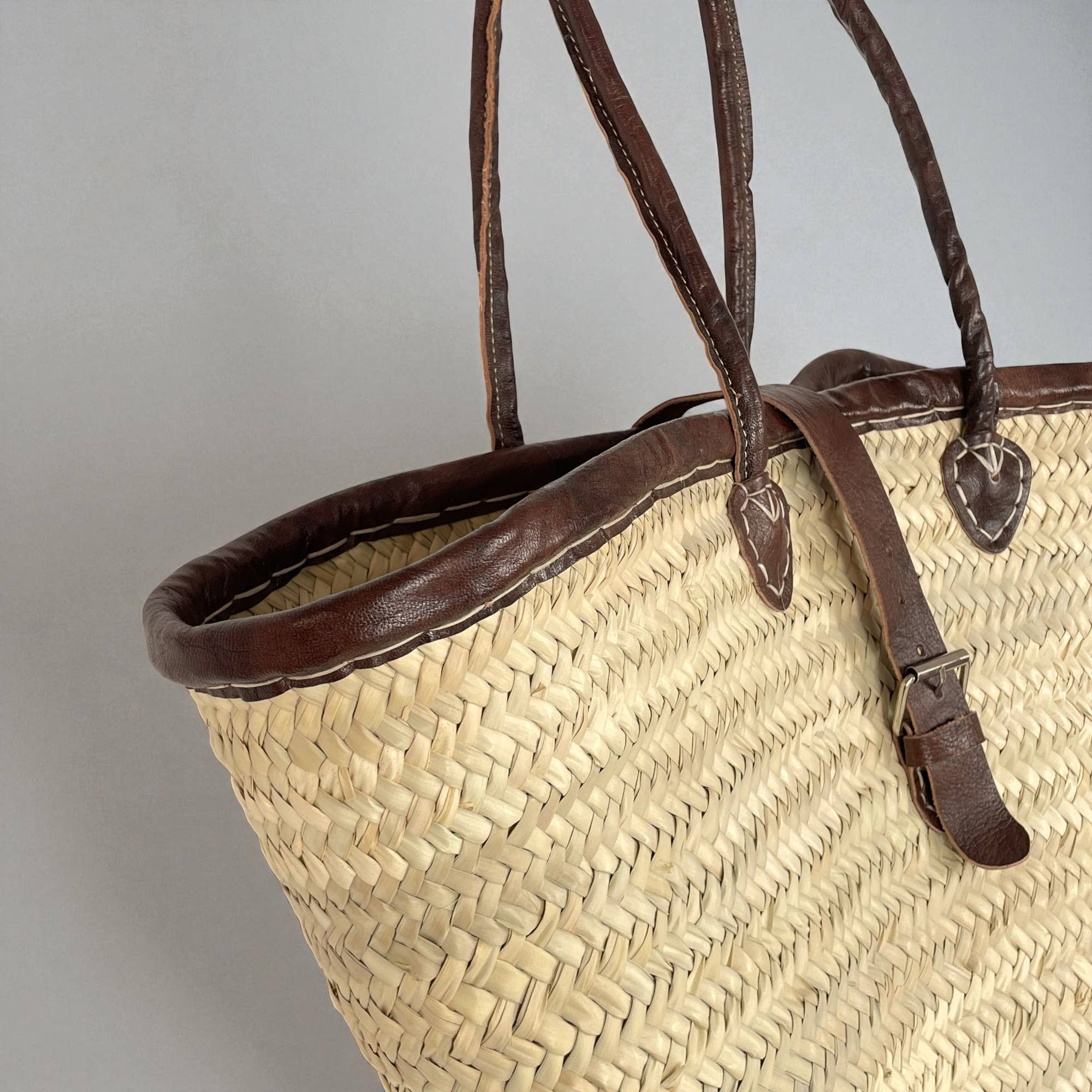 Melecraft – Großhandel Strandtaschen – Französischer Marktkorb mit Leder, Korb mit Zierschnalle12