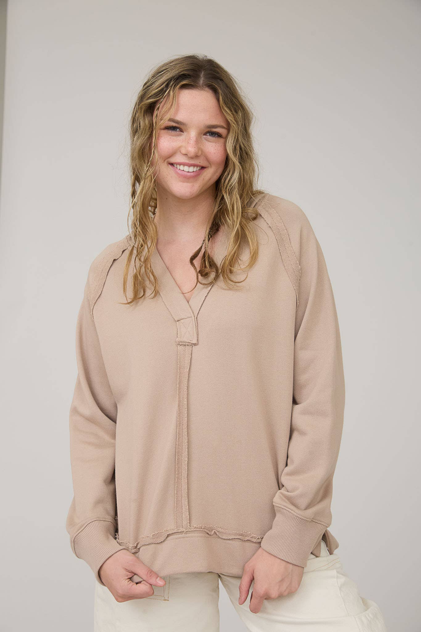 Blu Pepper – wholesale Knit top – Women's – HOODED V NECK RAW EDGE LONG SLEEVE KNIT TOP22