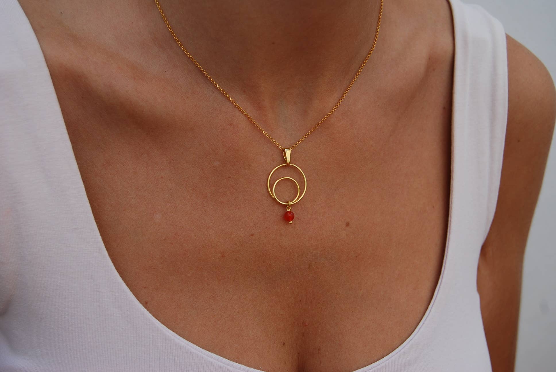 Yneda Jewels - Wholesale Pendant/Charm Necklace - Silver 925 necklace, cornelian necklace, circle necklace.2