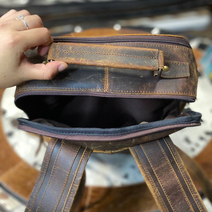 Western Linens - Wholesale Backpack - Women's - Vintage Leather Backpack