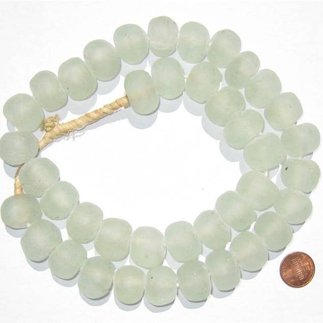 Perles en verre recyclé transparent 18 mm pour la vente par The Bead Chest