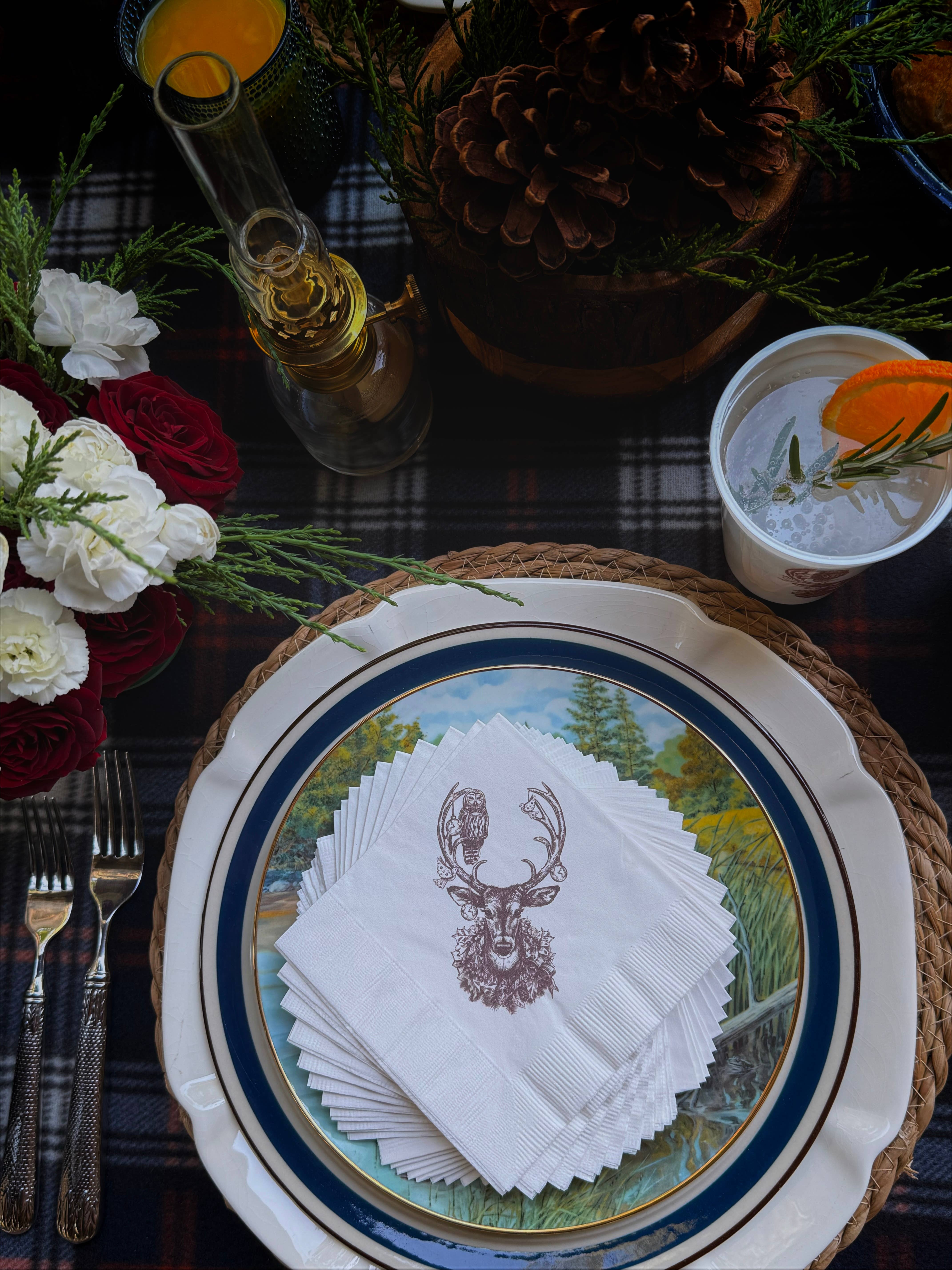 Alexa Pulitzer - Vente Serviettes jetables - Serviettes à cocktail de Noël avec des rennes1