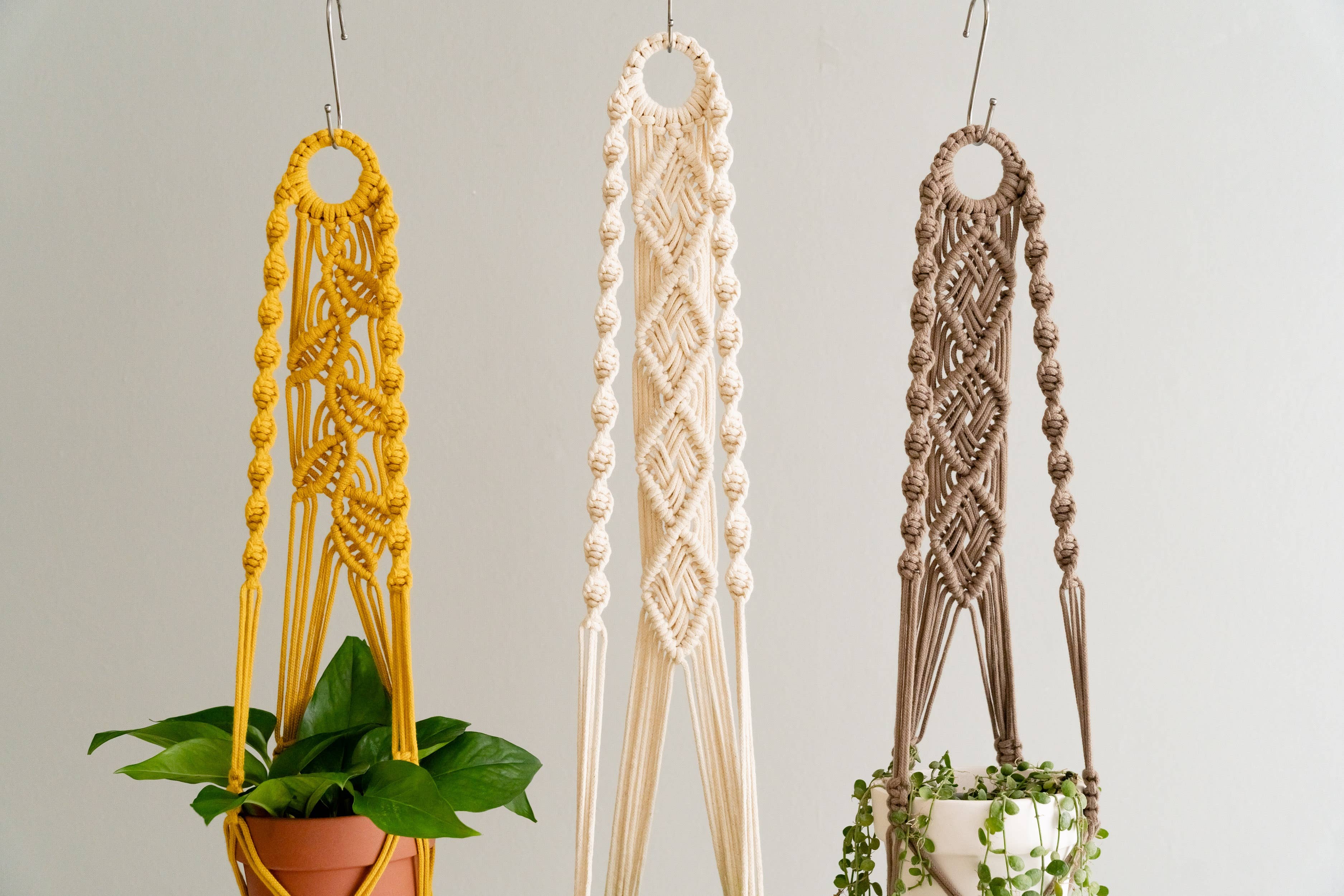 BeanDaikon – wholesale Hanging planter – Macrame Plant Hanger I7112