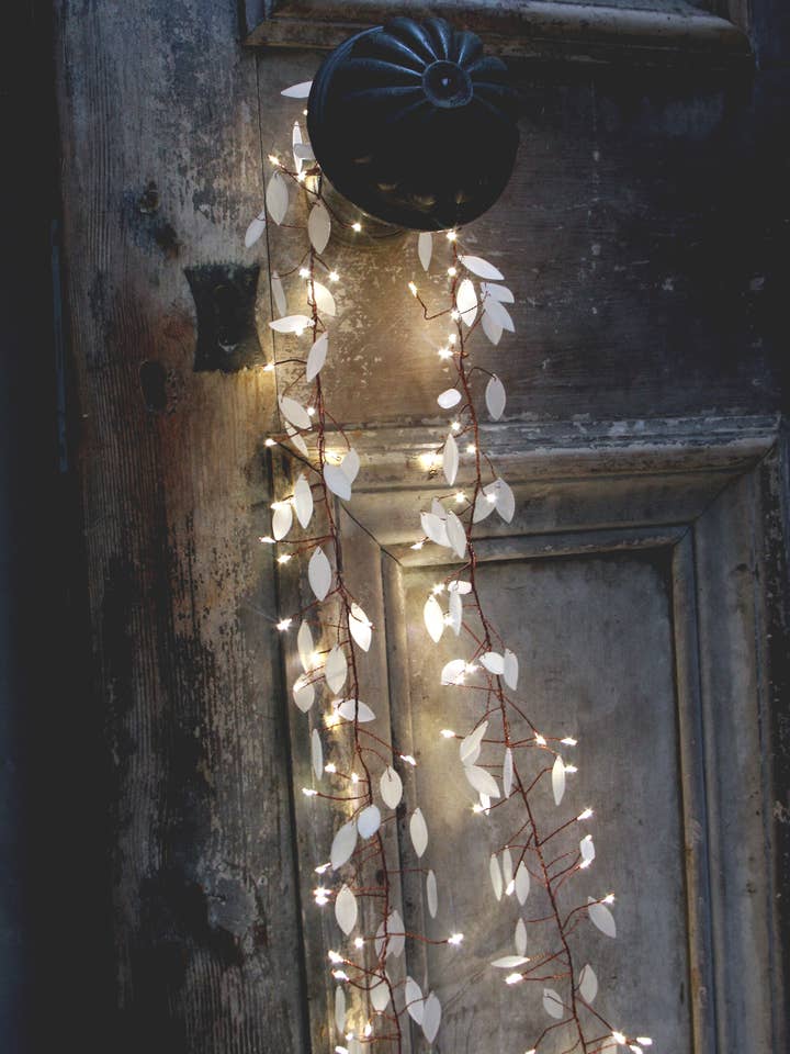 Leaf Cluster String Lights for wholesale by Lumina Of London Co