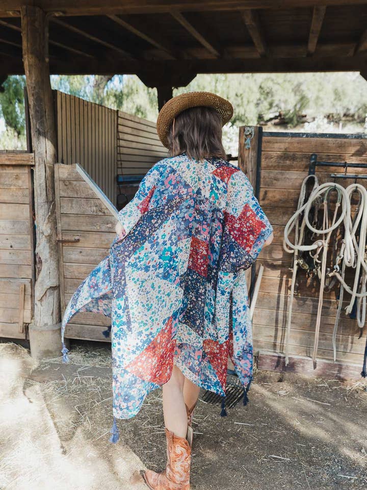Leto Accessories - Wholesale Kimono - Women's - Cowgirl Vibrant Floral Kimono Wrap for Effortless Style