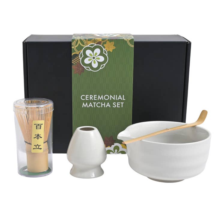 Ensemble de 4 pièces : bol à matcha cérémonial, support pour fouet et cuillère (1/10) pour la vente par Urban Tokyo