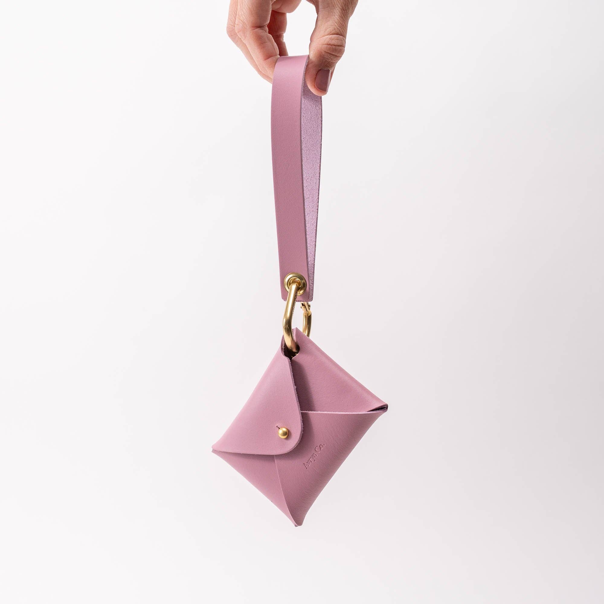 Avryn Co. - Wholesale Wristlet - Peony Matte Vachetta Leather Wristlet Wallet Set1