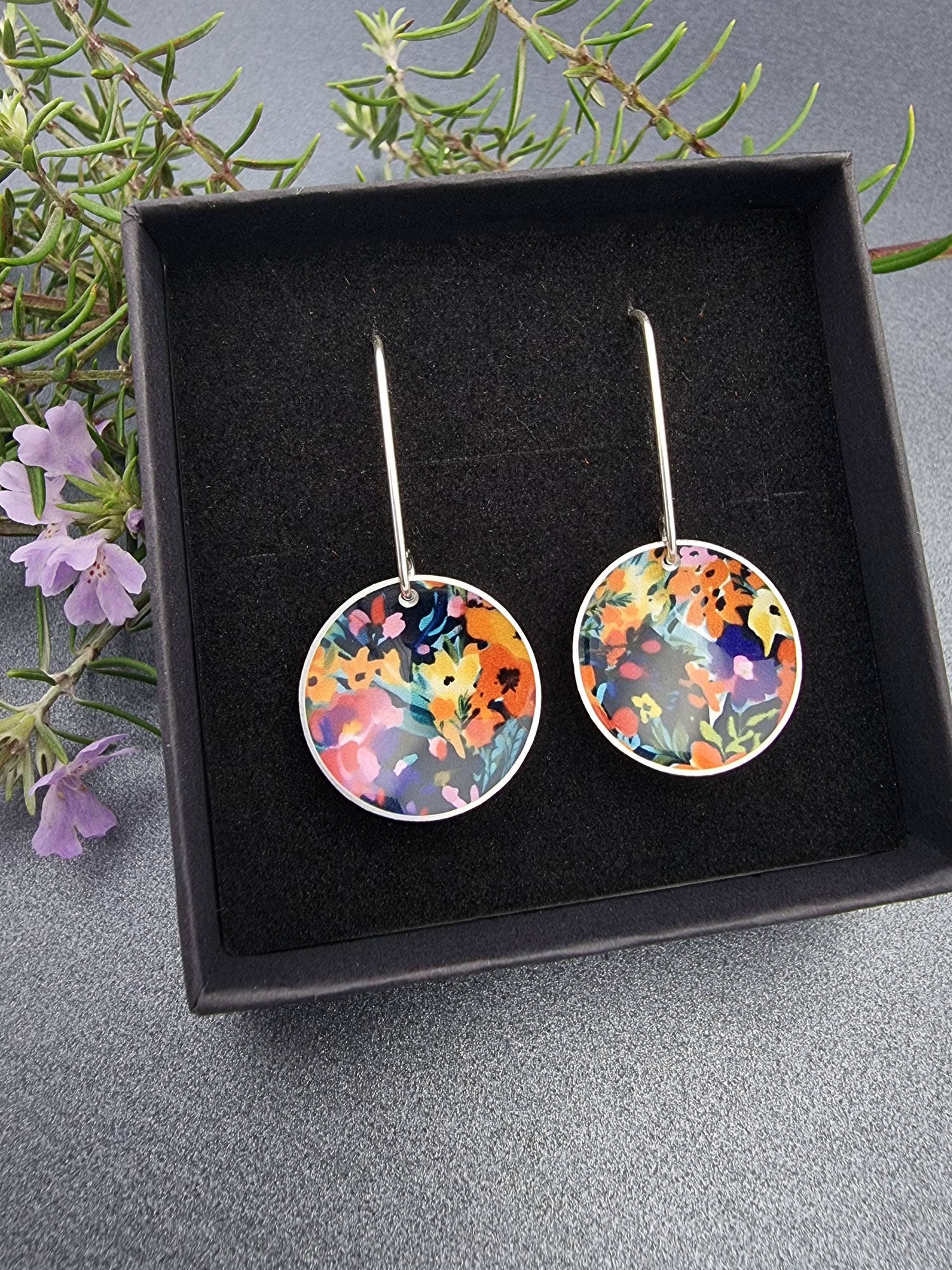 erin.k creative studio - Wholesale Dangle earrings - FLORETTE - Bouquet domed earrings3
