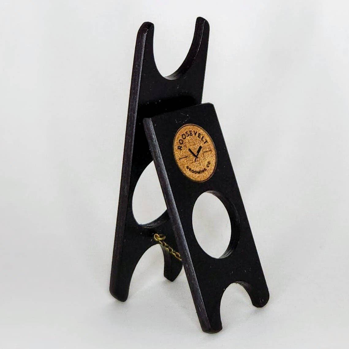 Roosevelt Grooming Company - Wholesale Razor Stand - Men's - Display Stand for Shaving Brush & Razor1