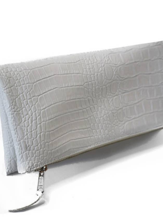 Mini Croc Blanc pour la vente par Stacy Kessler Accessories