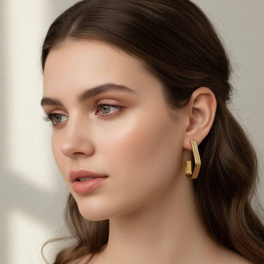 DUESTELLE ITALIA - Vente Créoles - NISSA - Boucles d'oreilles géométriques en acier plaqué or2