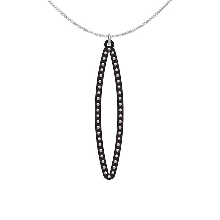 Pendentif BLACK PETAL MEDIUM : clous en argent sterling ou en or pour la vente par Ree Gallagher Jewelry
