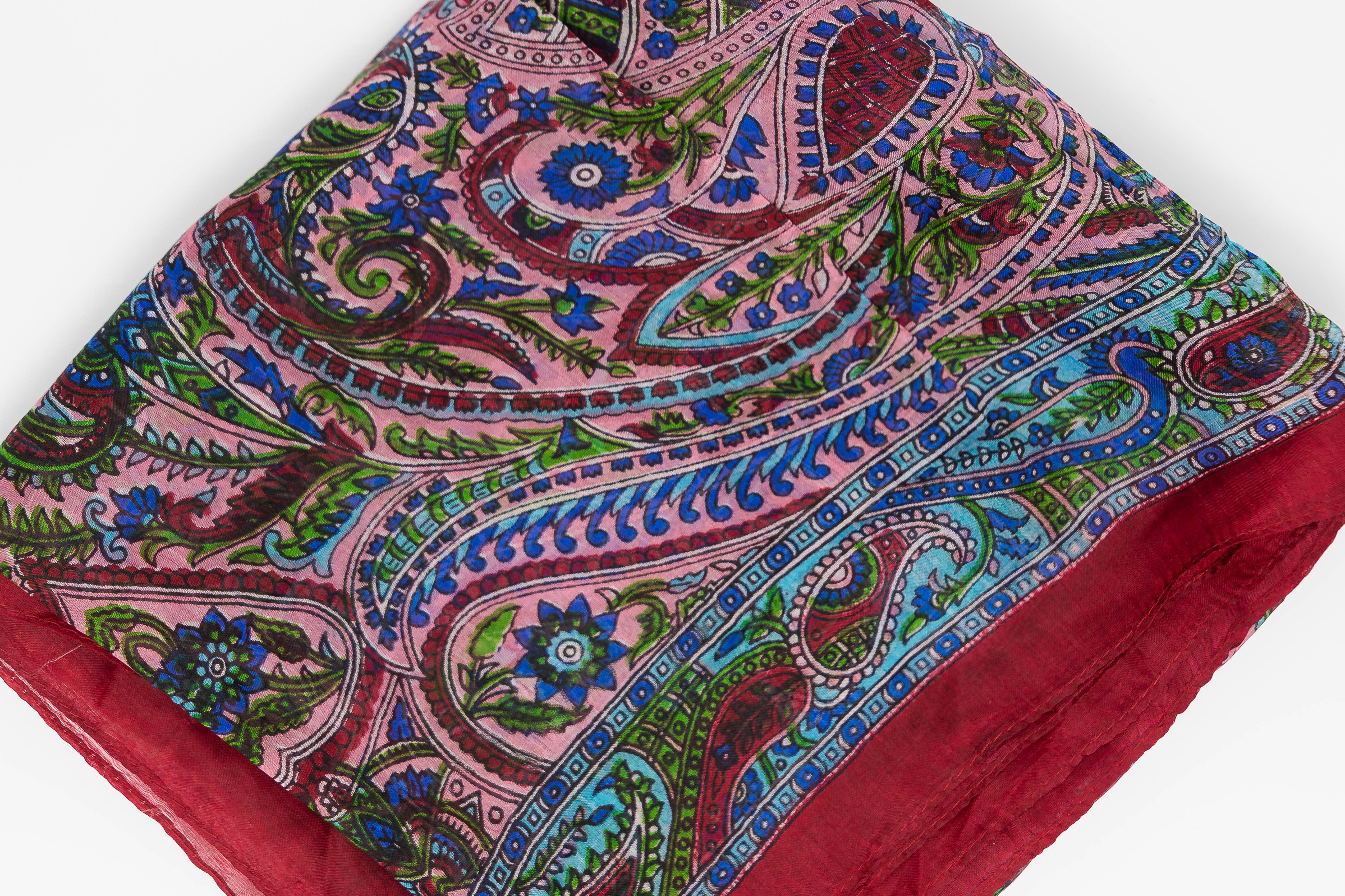 Indie Corner – Cachecol - Mulher por atacado – Lenço quadrado de seda3