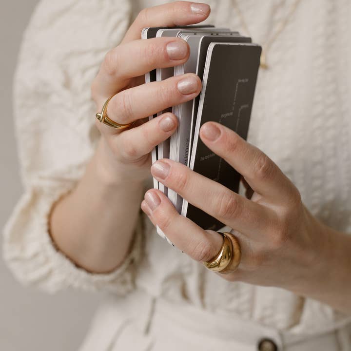 Monday - Wholesale Tarot Cards - Slow Down CardDeck | English 2