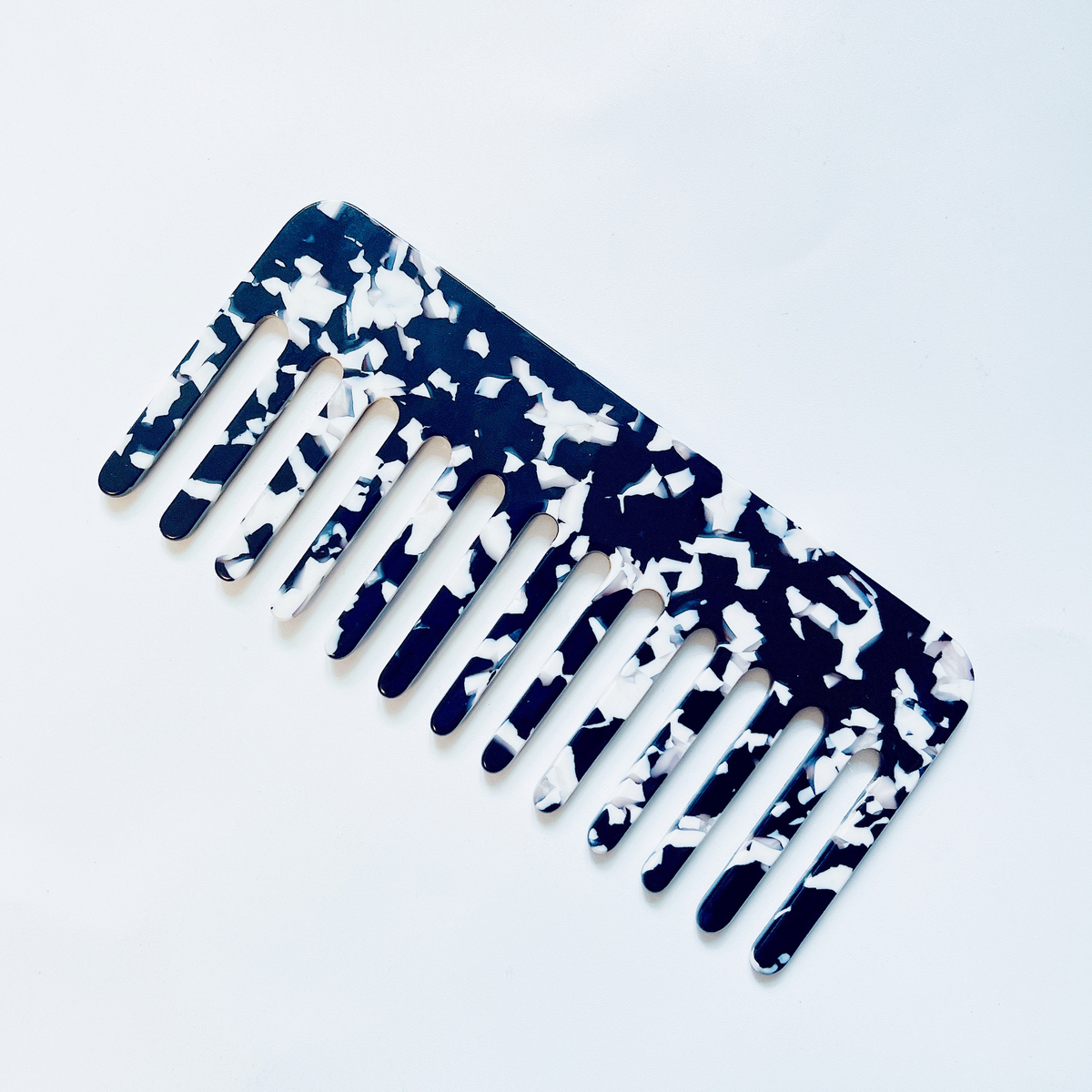 ACCITY - Wholesale Hair Brush/Comb - SIMPLE ACETIC ACID ANTI-STATIC HAIR COMB_CWAHA0788210