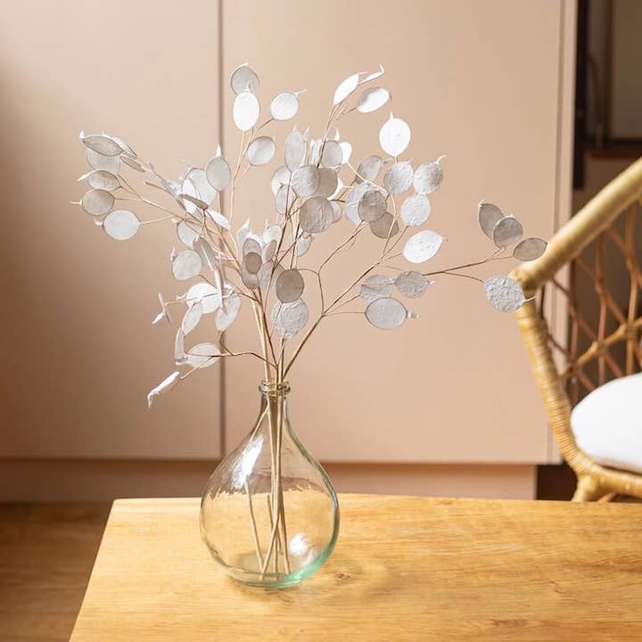 White paper papal coin for wholesale by Flowrette