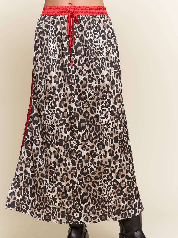 Leopardtryck Satin Maxikjol för wholesale av J.NNA